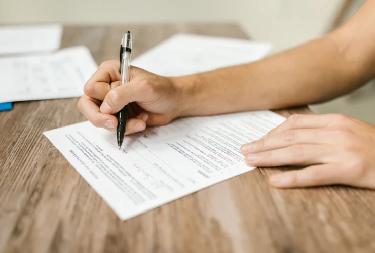 Declaração de Residência como comprovar endereço sem contas em seu nome