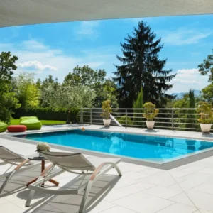 Piscina de fibra ou alvenaria? Saiba qual a melhor!